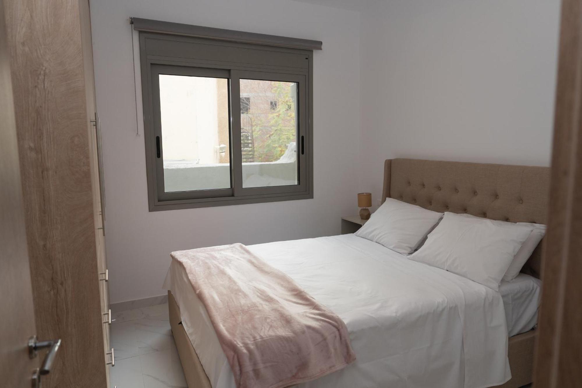 Rea Apartment Atene Esterno foto
