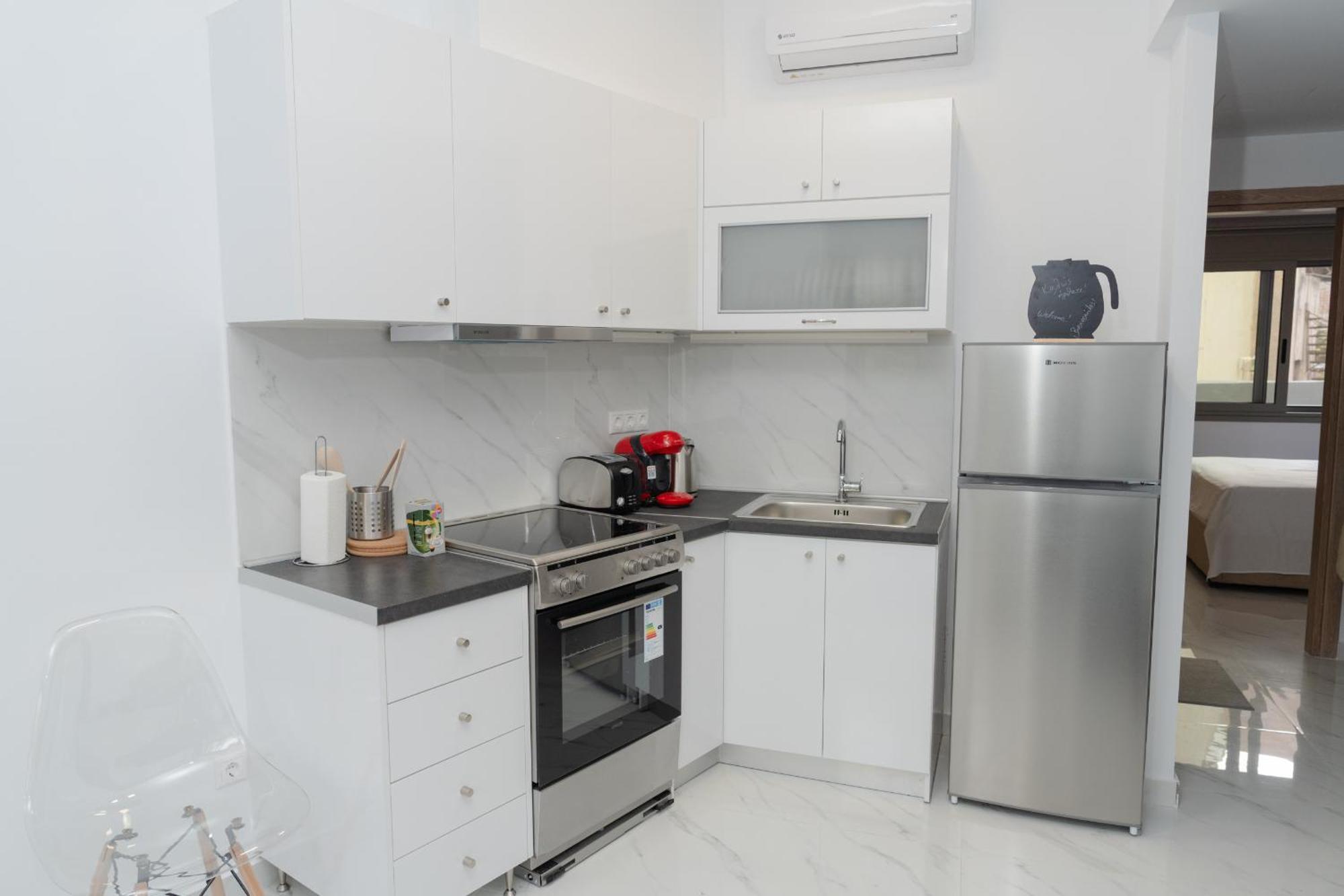Rea Apartment Atene Esterno foto
