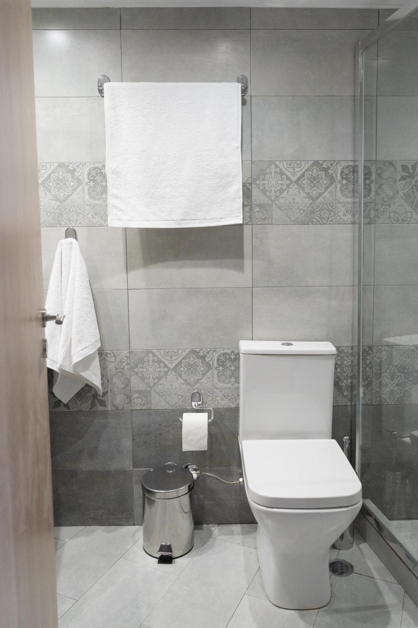 Rea Apartment Atene Esterno foto